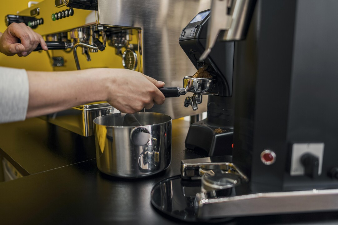 How to Use a Nespresso Machine: A Comprehensive Guide